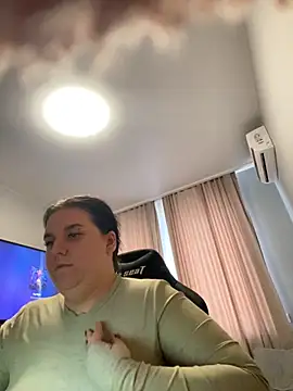 Ellainaaa webcam