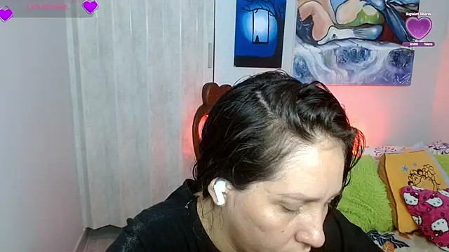 naihroby (F milf) - squirt