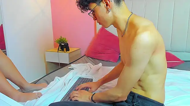 hottie__couple webcam