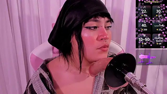 mia_yeager webcam