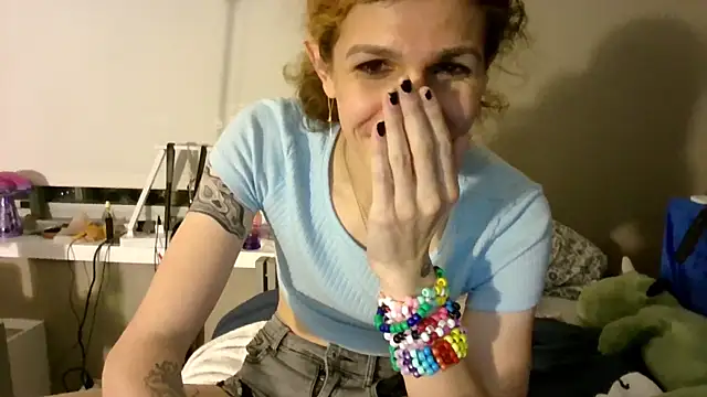 cuddlyavenue webcam