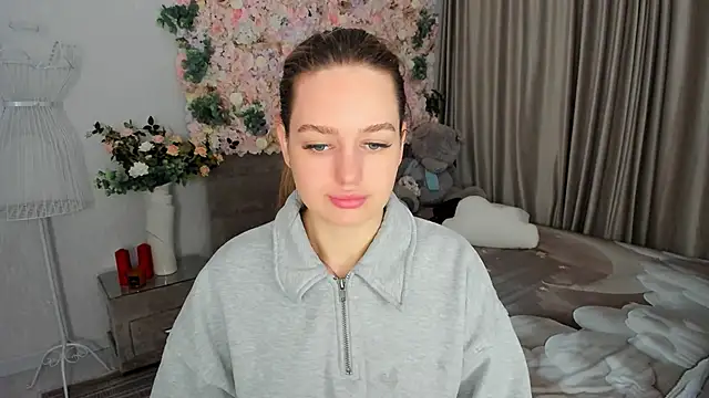 MiracleCurly