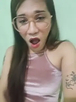 precious_RoseDoll webcam