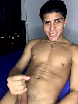 tylerwarron webcam