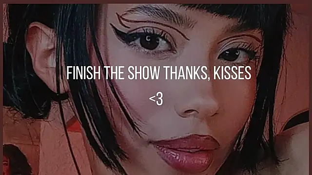 Marcelinee__'s Stripchat show and profile