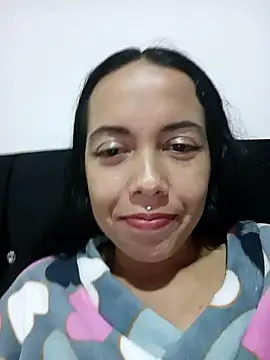 MiaForever1 webcam
