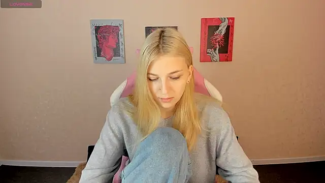 Milly_Rockk webcam