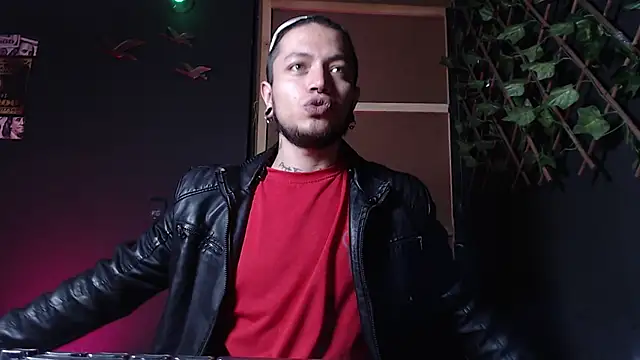 Dicaprioo_ webcam