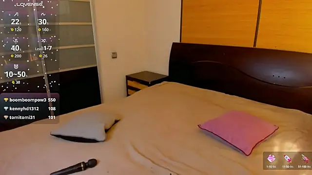 habibi_moon webcam