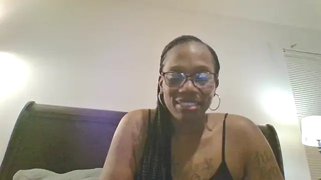 SweetCandy85 webcam