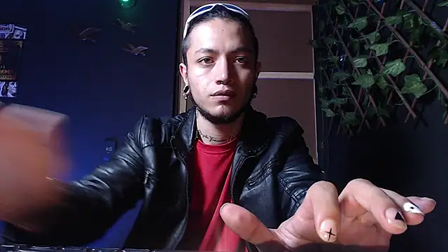 Dicaprioo_ webcam