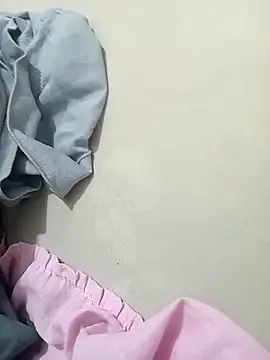 lele9457 webcam