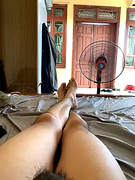 Khenh998 webcam