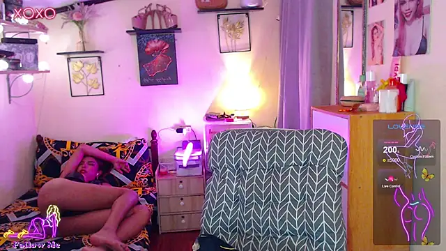 izabella_moore webcam