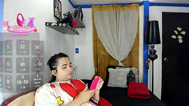 SARAMISHA webcam