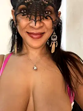 naughtyjaanu webcam