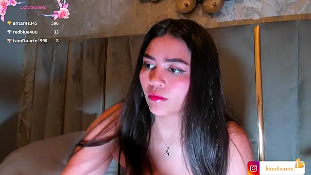 KimDevinne webcam