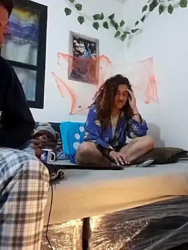 jeans_and_emma webcam