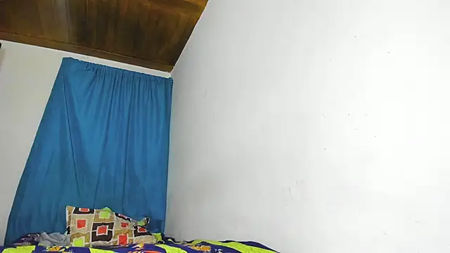 Master_liam00 webcam