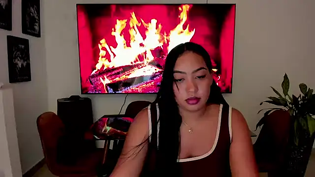 brunetenikole02 webcam