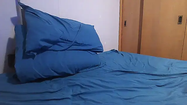 macho_fit (M young) - #beardy #bisexuals #brazilian #brunettes #cam2cam #dirty-talk #flashing #flexing #foot-fetish #handjob #hd #masturbation #middle-priced-privates #muscular #orgasm #outdoor #portuguese-speaking #recordable-privates #recordable-publics #shower #small-audience #smoking #sph #striptease #white #young