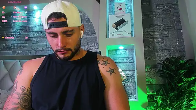 dominic_de_luca webcam