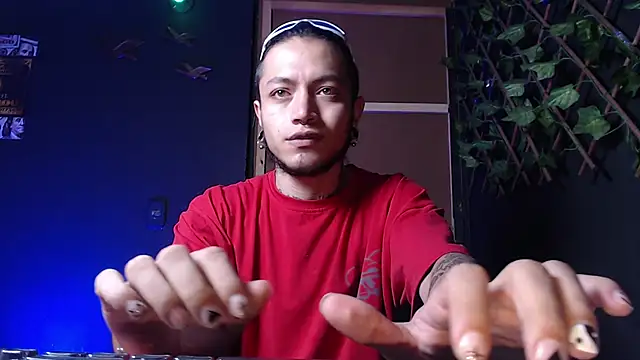 Dicaprioo_ webcam