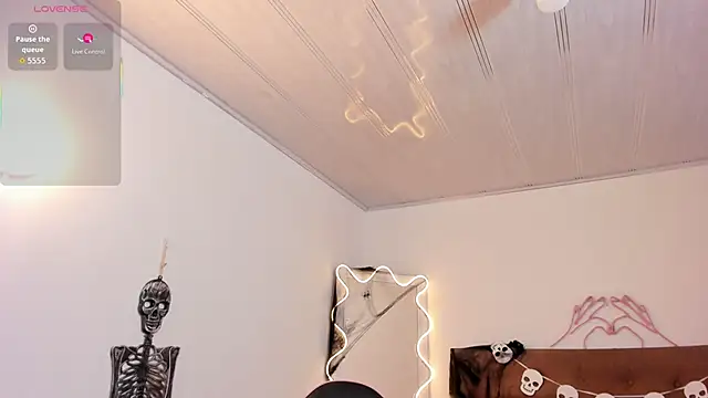 jedah_tay webcam