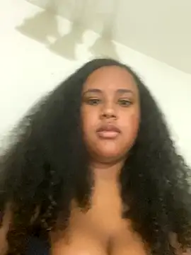 nicolette356 (F young) - Naked for 10 mins