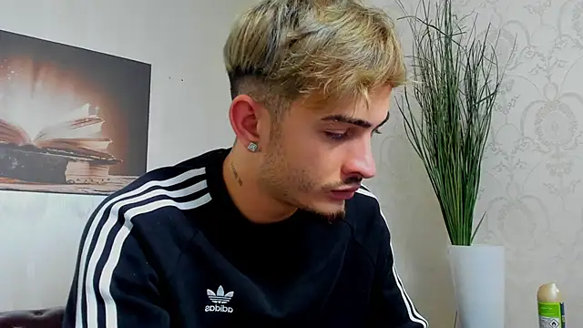BrandonTate webcam