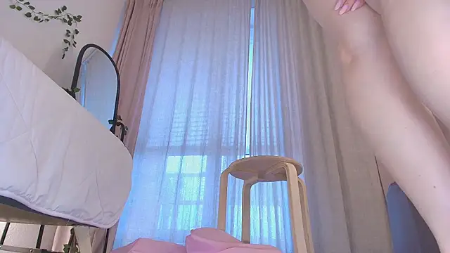 Eva_Davi webcam