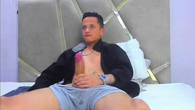 SkinnyZetth webcam