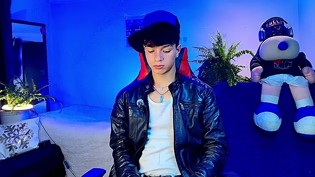 twink_sebas_ webcam