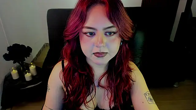 crimson_tati_ webcam