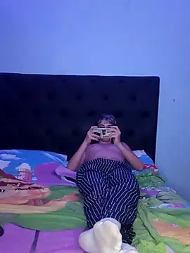 CUB4N1TX_xx webcam