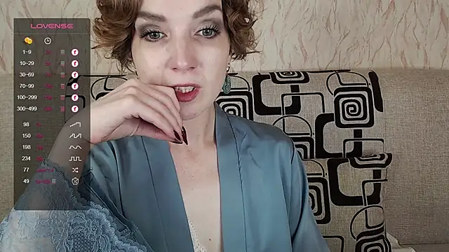 TinaWince webcam