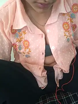Neha_Tyagi webcam