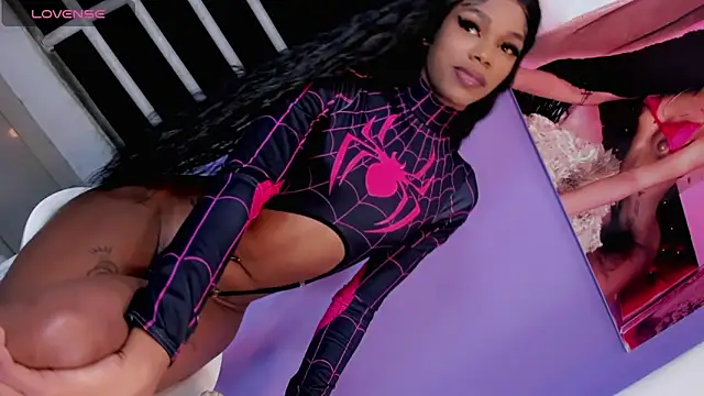 thifanny_black webcam