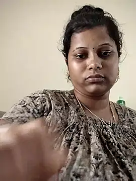 sweetqueen143 webcam