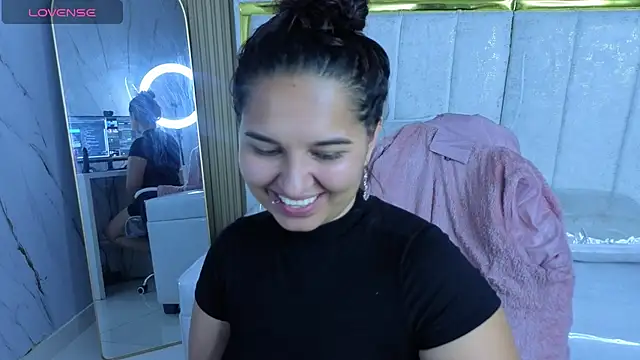 Saraah_Tx webcam