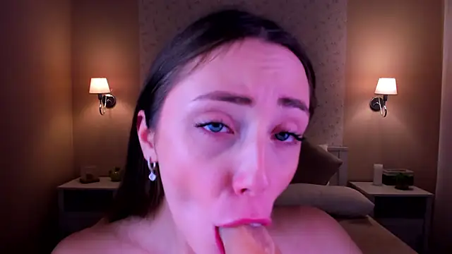 Lexi_Split webcam