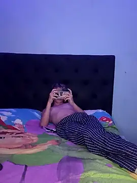 CUB4N1TX_xx webcam