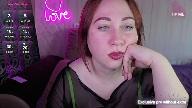 KellyCrystall webcam