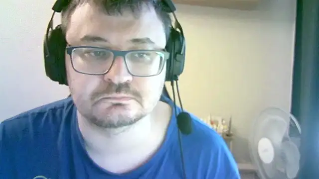 SirAbuser webcam