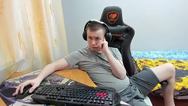 iliaskrislove webcam