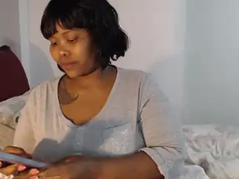 SweetieQueen1 webcam