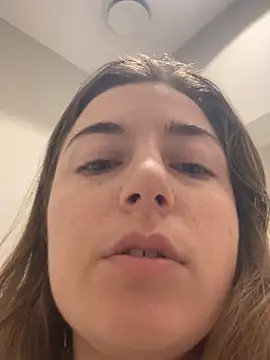 kate_nicepops111333 webcam
