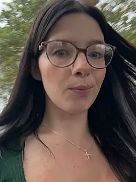 RoxiBlack webcam