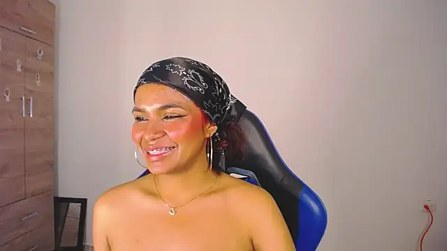 AAfrodithaa webcam