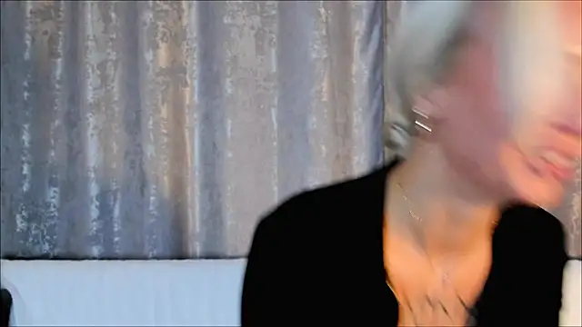 Eva_Re webcam